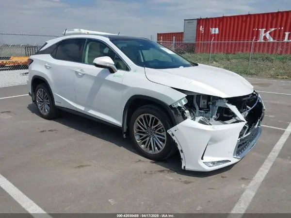 2T2JGMDA1NC076975 2022 LEXUS RX - Image 1