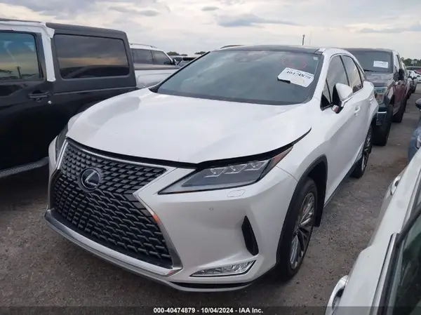2T2JGMDA1NC080315 2022 LEXUS RX - Image 2