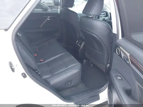 2T2JGMDA1NC080315 2022 LEXUS RX - Image 8