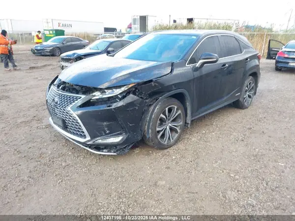 2T2JGMDA1NC080394 2022 LEXUS RX - Image 2