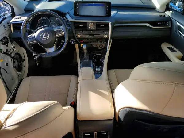 2T2JGMDA2MC070830 2021 LEXUS RX - Image 8
