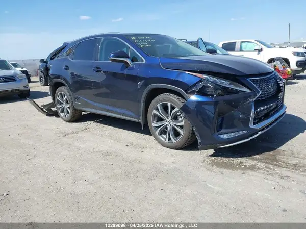 2T2JGMDA2NC078203 2022 LEXUS RX - Image 1