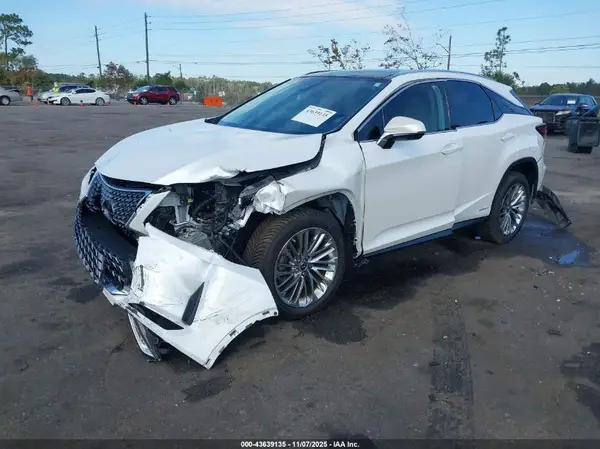 2T2JGMDA3MC064471 2021 LEXUS RX - Image 2