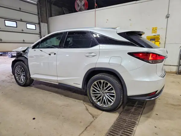 2T2JGMDA3MC068729 2021 LEXUS RX - Image 2