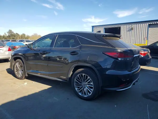 2T2JGMDA5LC054068 2020 LEXUS RX - Image 2