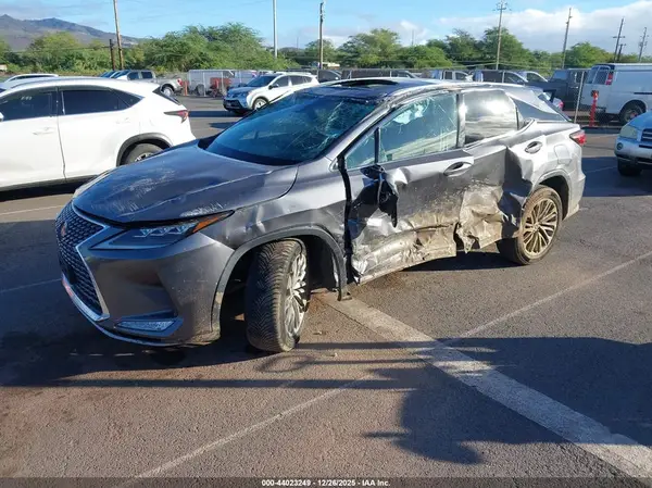 2T2JGMDA5MC064374 2021 LEXUS RX - Image 2