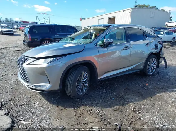 2T2JGMDA6NC093612 2022 LEXUS RX - Image 2
