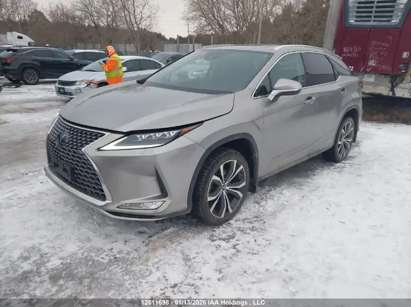 2T2JGMDA7NC080187 2022 LEXUS RX - Image 2