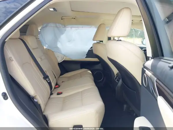 2T2JGMDA7NC085504 2022 LEXUS RX - Image 8