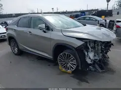 2T2JGMDA8NC077394 2022 LEXUS RX