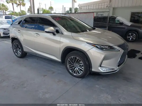 2T2JZMAA1MC185112 2021 LEXUS RX - Image 1