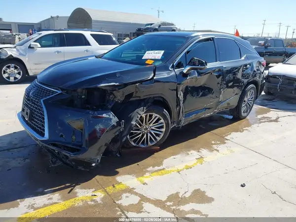 2T2JZMAA3MC214433 2021 LEXUS RX - Image 2