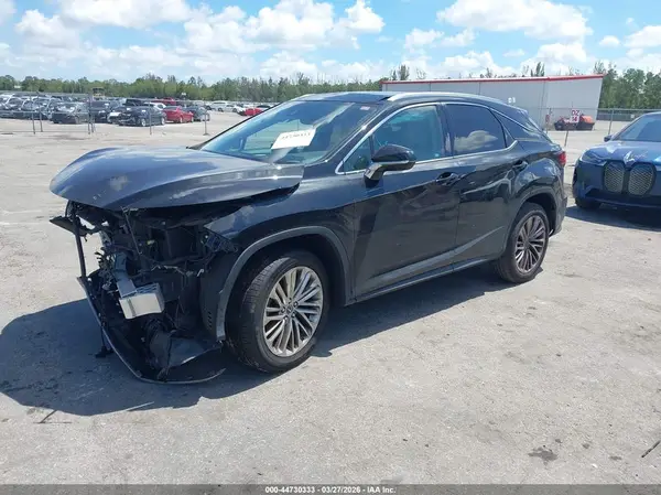 2T2JZMAA4MC196055 2021 LEXUS RX - Image 2