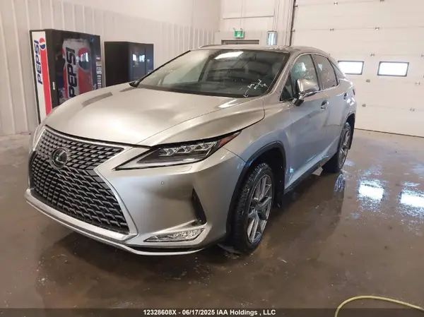 2T2JZMDA3LC241920 2020 LEXUS RX - Image 2