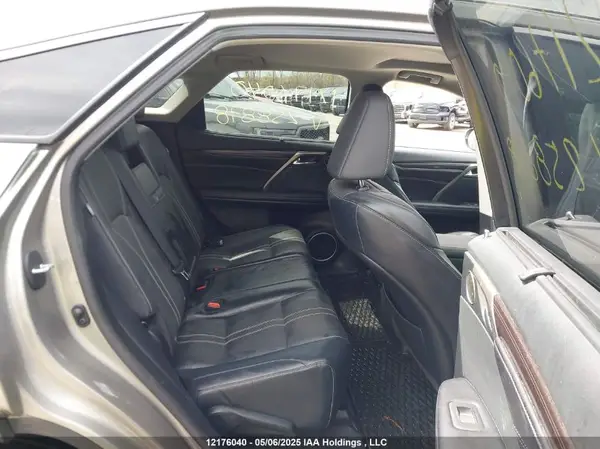 2T2JZMDA3MC258878 2021 LEXUS RX - Image 8