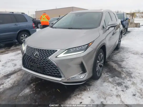 2T2JZMDA4LC214158 2020 LEXUS RX - Image 2
