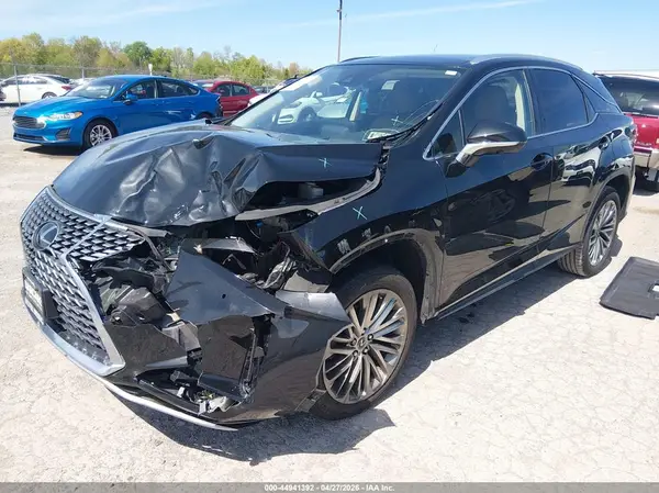 2T2JZMDA9MC300664 2021 LEXUS RX - Image 2