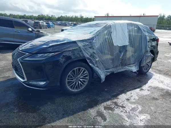 2T2JZMDA9NC352801 2022 LEXUS RX - Image 2