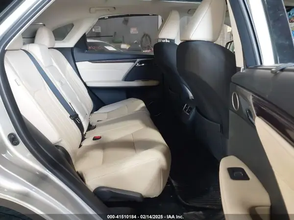 2T2JZMDAXMC261664 2021 LEXUS RX - Image 8