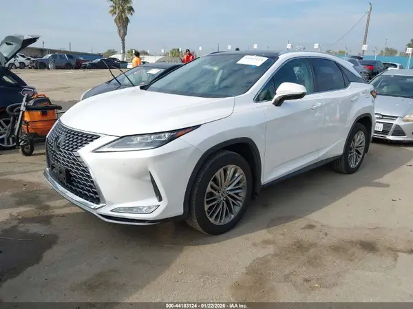 2T2JZMDAXMC271725 2021 LEXUS RX - Image 2