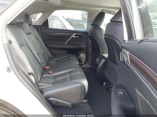 2T2JZMDAXMC271725 2021 LEXUS RX - Image 8