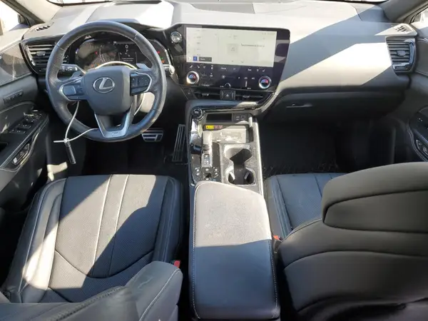 2T2KGCEZ1NC006203 2022 LEXUS NX - Image 8