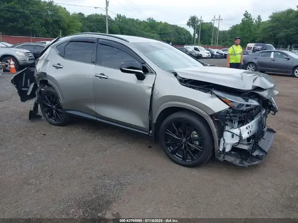 2T2KGCEZ1RC059750 2024 LEXUS NX - Image 1