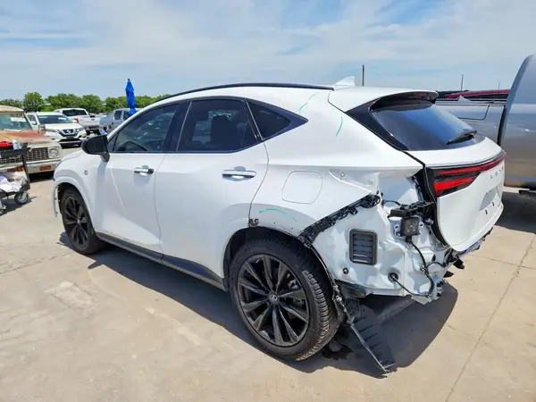 2T2KGCEZ3NC004095 2022 LEXUS NX - Image 2