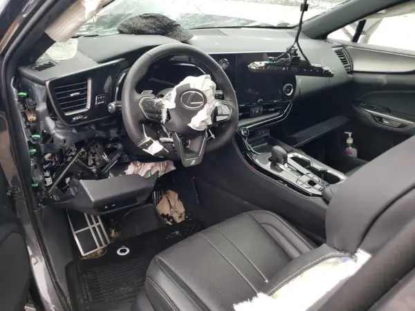 2T2KGCEZ6SC060575 2025 LEXUS NX - Image 8