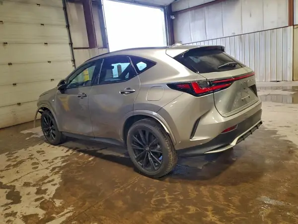 2T2KGCEZ7RC032259 2024 LEXUS NX - Image 2