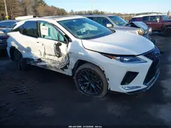 2T2SGMDA0NC075773 2022 LEXUS RX
