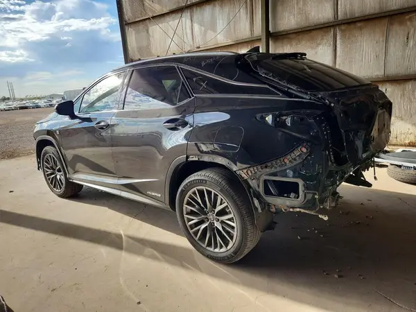 2T2SGMDA9MC064592 2021 LEXUS RX - Image 2
