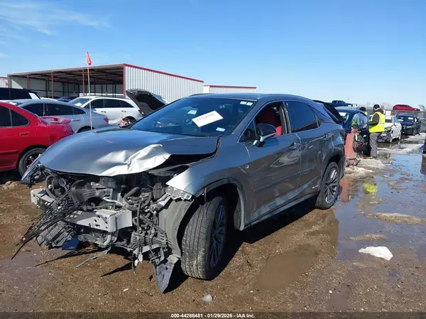 2T2SGMDAXMC068134 2021 LEXUS RX - Image 2