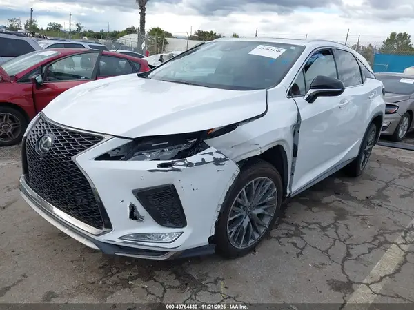 2T2SZMDA1MC293374 2021 LEXUS RX - Image 2