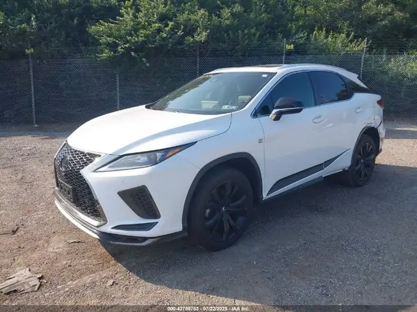 2T2SZMDA7MC280256 2021 LEXUS RX - Image 2