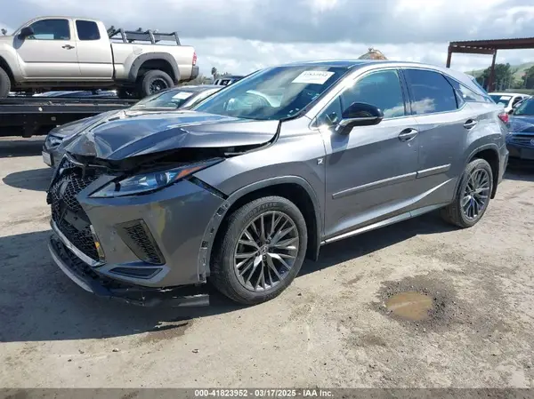 2T2SZMDA9LC221224 2020 LEXUS RX - Image 2