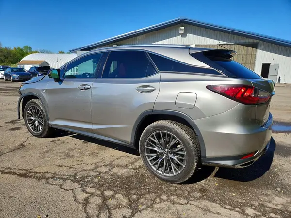 2T2SZMDA9MC302418 2021 LEXUS RX - Image 2
