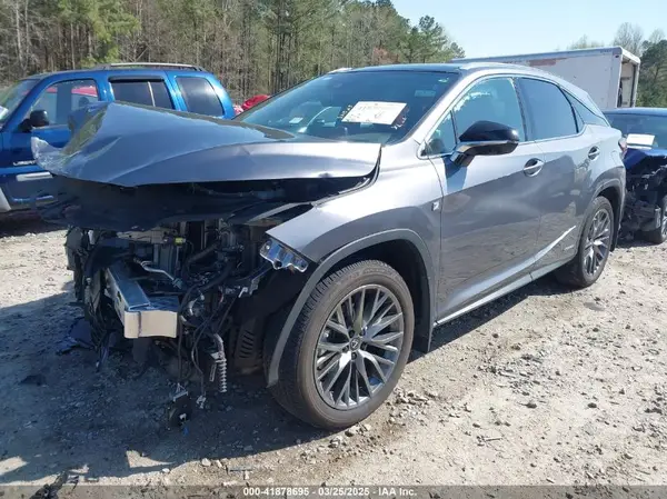 2T2YGMDA0NC087979 2022 LEXUS RX - Image 2