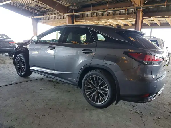 2T2YGMDA3NC089757 2022 LEXUS RX - Image 2