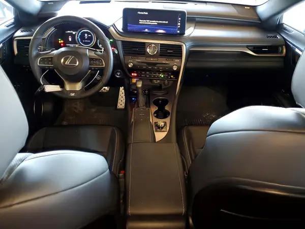 2T2YGMDA3NC089757 2022 LEXUS RX - Image 8
