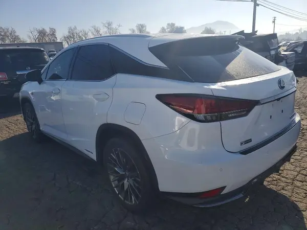 2T2YGMDAXMC068841 2021 LEXUS RX - Image 2