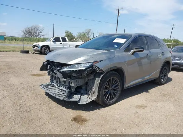 2T2YZMDA0LC255630 2020 LEXUS RX - Image 2