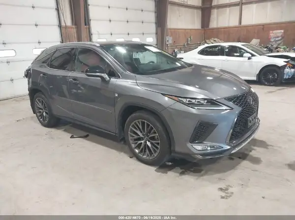 2T2YZMDA0NC367069 2022 LEXUS RX - Image 1