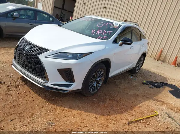 2T2YZMDA1LC246936 2020 LEXUS RX - Image 2