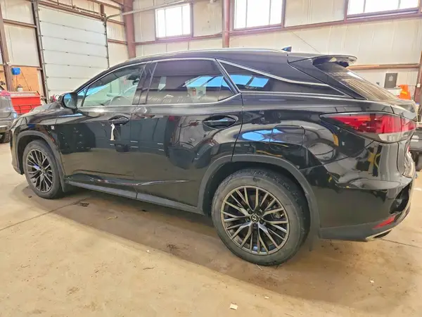 2T2YZMDA2MC284340 2021 LEXUS RX - Image 2