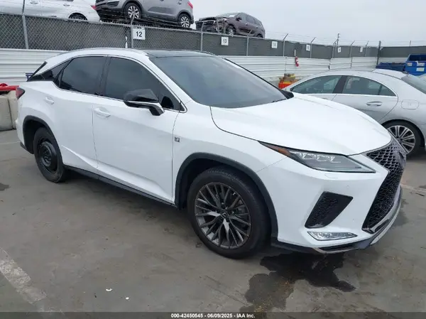 2T2YZMDA2MC298318 2021 LEXUS RX - Image 1