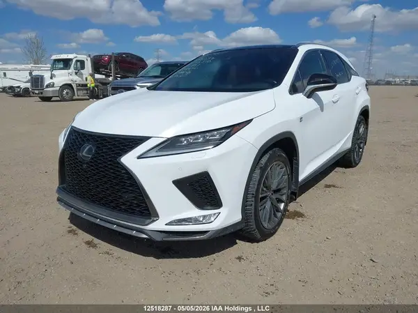 2T2YZMDA3LC233881 2020 LEXUS RX - Image 2