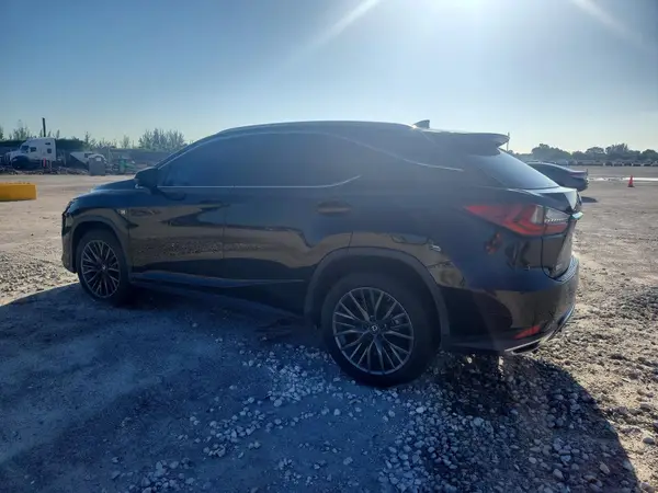 2T2YZMDA3MC262301 2021 LEXUS RX - Image 2