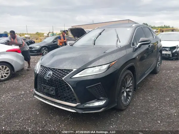 2T2YZMDA5LC213759 2020 LEXUS RX - Image 2