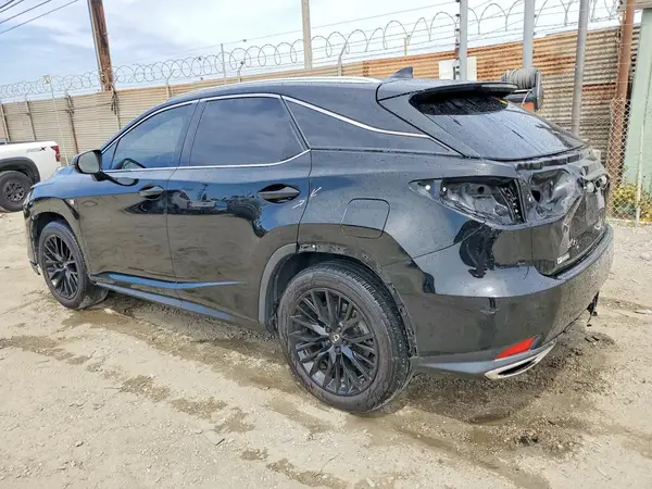 2T2YZMDA7LC239800 2020 LEXUS RX - Image 2